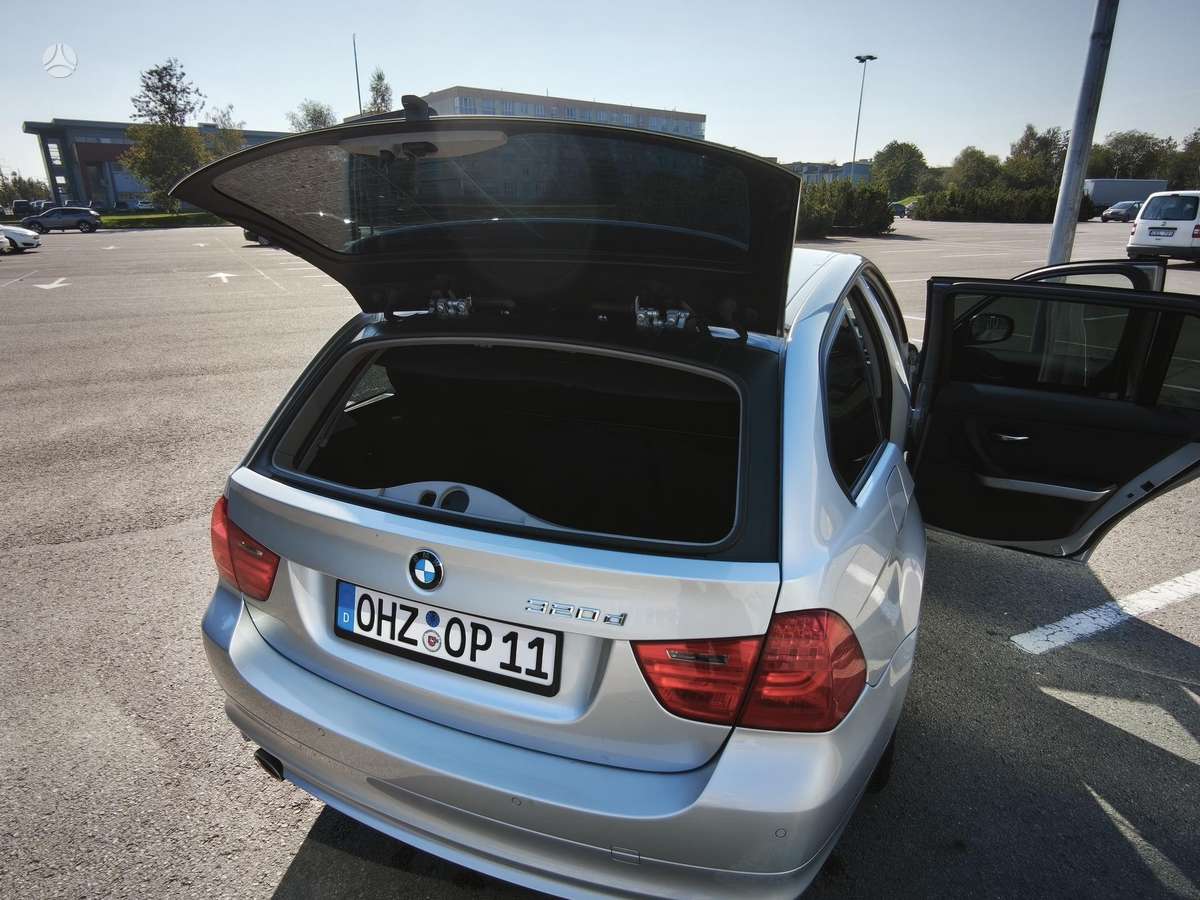 BMW 320, 2.0 l., wagon