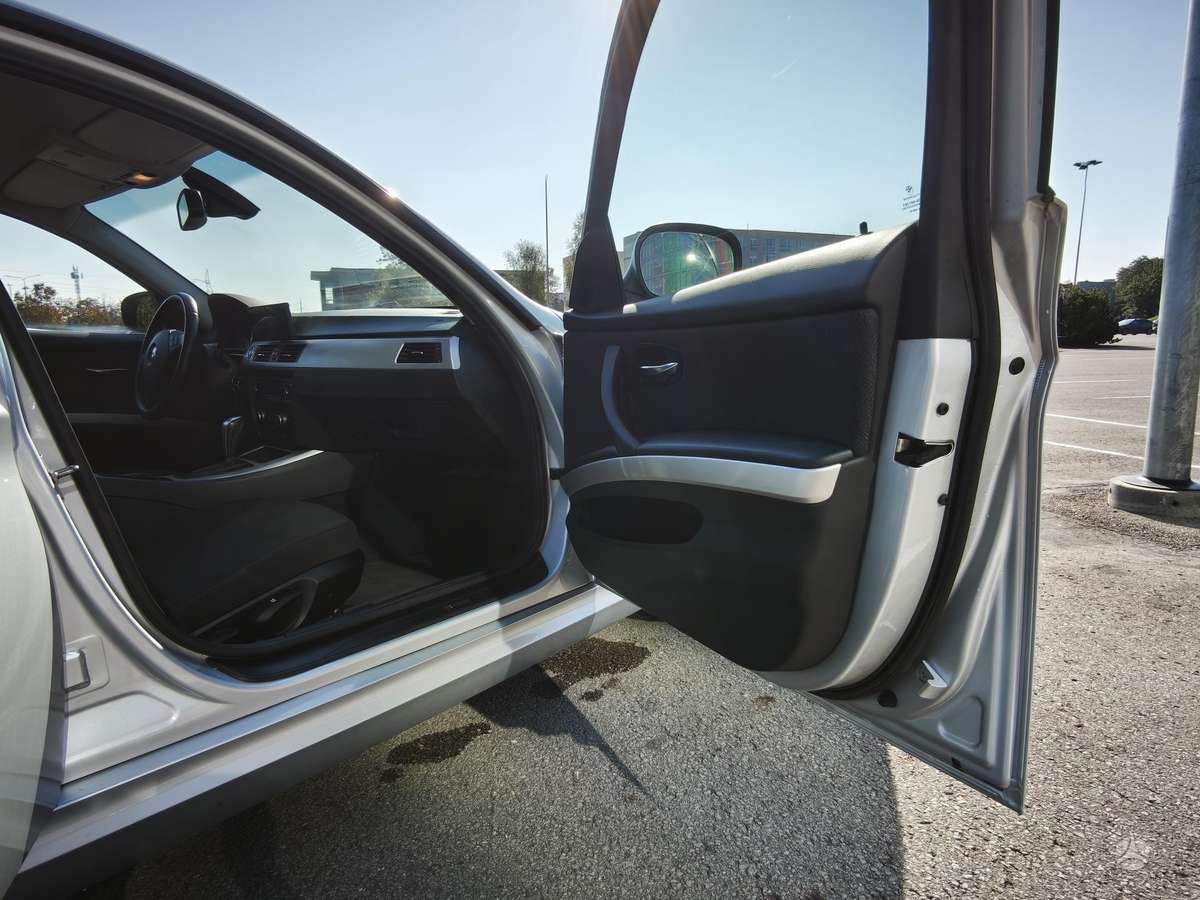BMW 320, 2.0 l., universalas