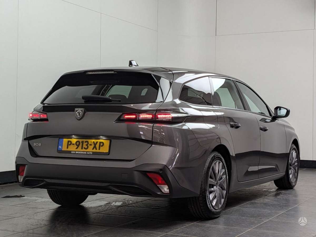 Peugeot 308, 1.2 l., Универсал