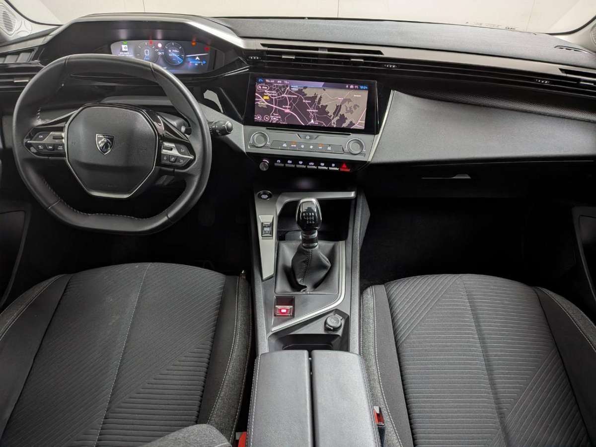 Peugeot 308, 1.2 l., Универсал