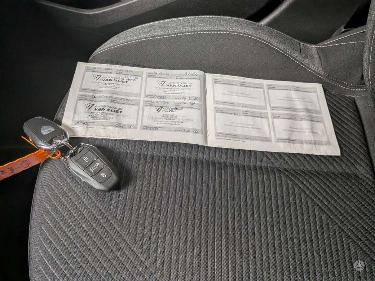 Peugeot 308, 1.2 l., Универсал