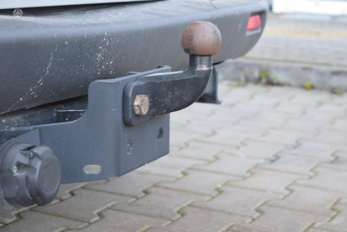 Opel Vivaro, 1.9 l., Минивэн