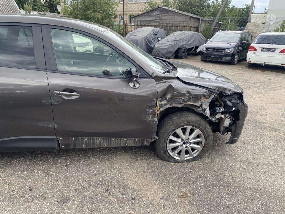 Mazda CX-5, 2.2 l., off-road / crossover