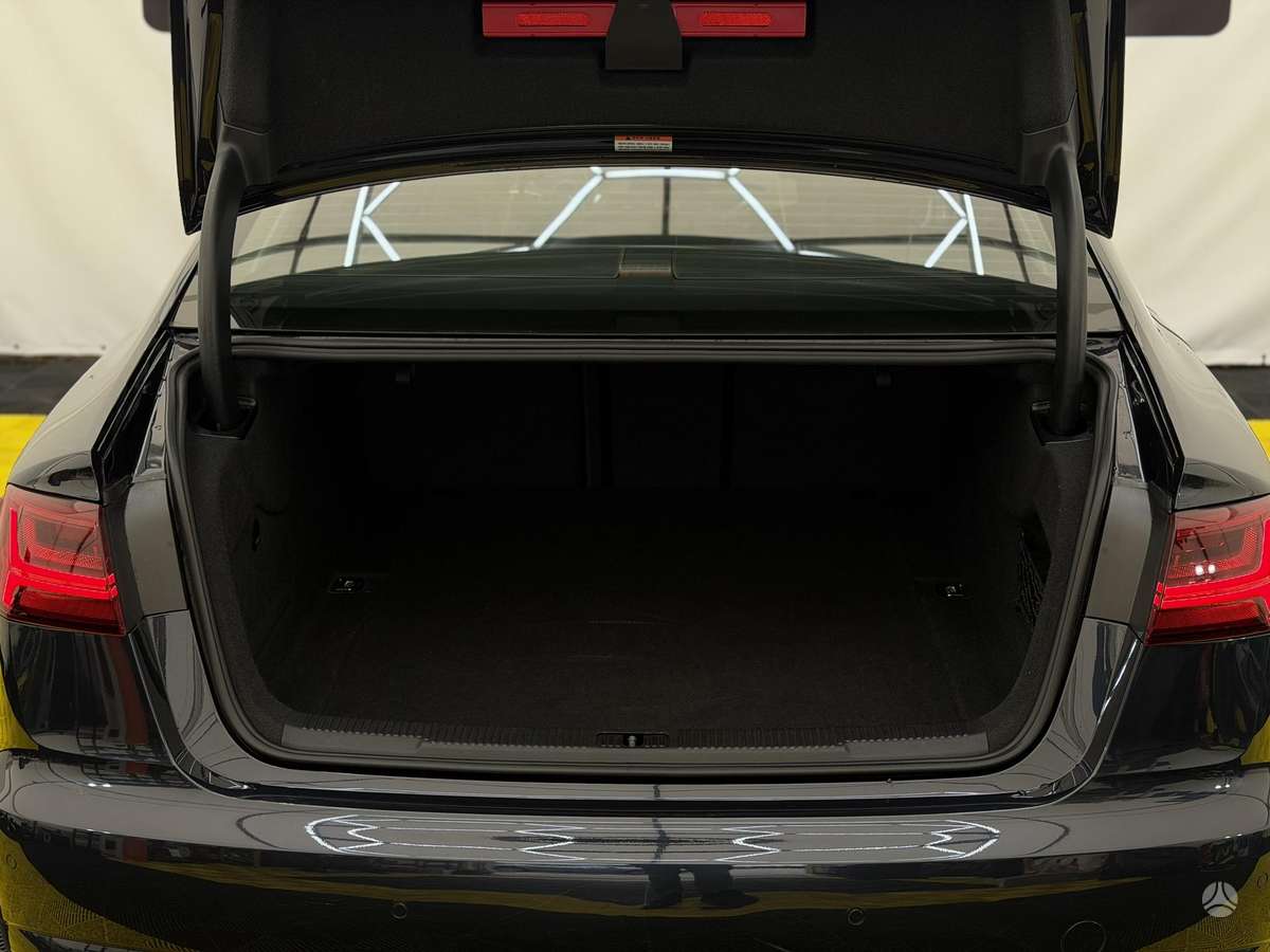 Audi A6, 3.0 l., Седан