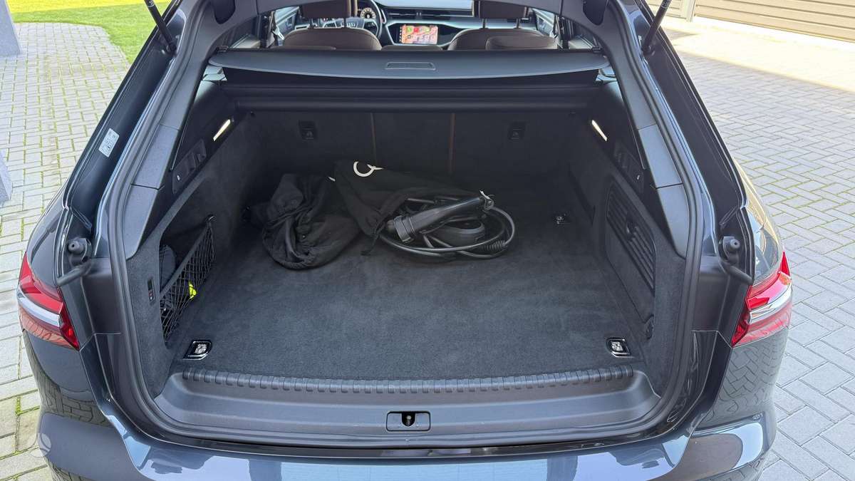 Audi A6, 2.0 l., Универсал