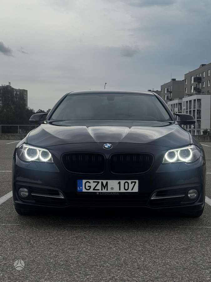 BMW 520, 2.0 l., Седан