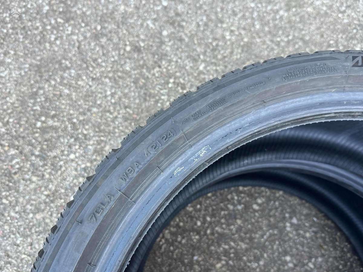 Bridgestone BLIZZAK LM005 | 2024, winter 245/35 R20