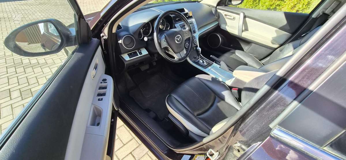 Mazda 6, 2.0 l., wagon