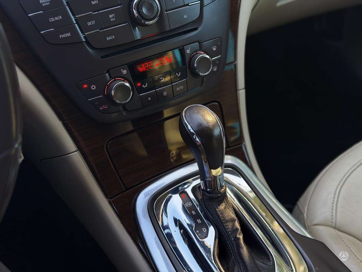 Opel Insignia, 2.0 l., universalas