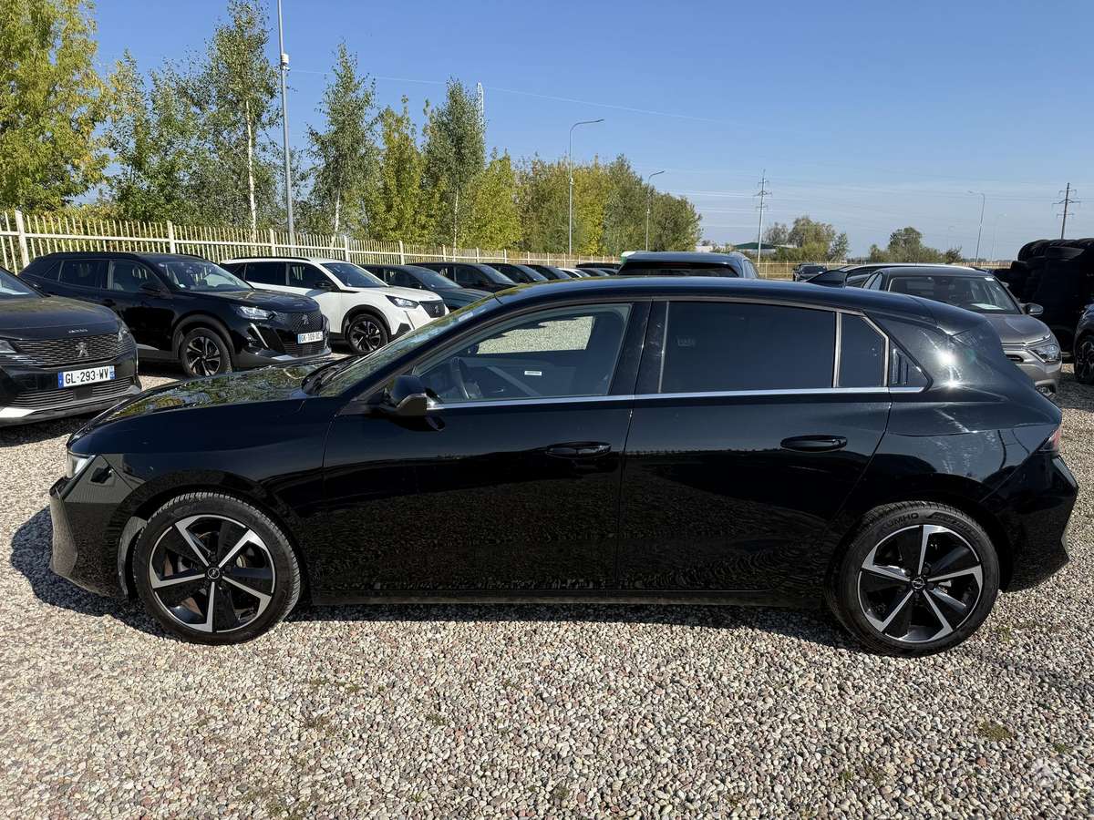 Opel Astra, 1.2 l., Хэтчбек