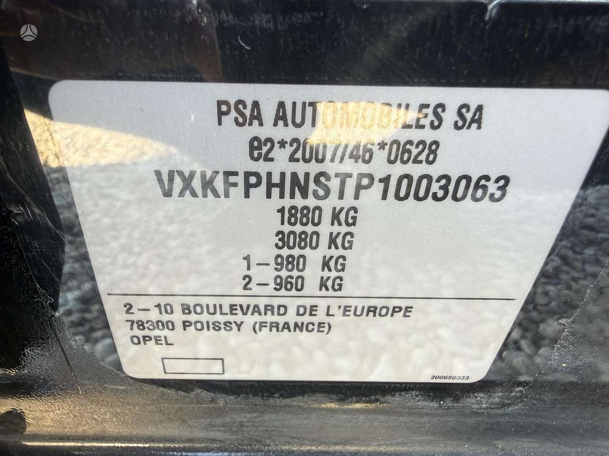 Opel Astra, 1.2 l., Хэтчбек