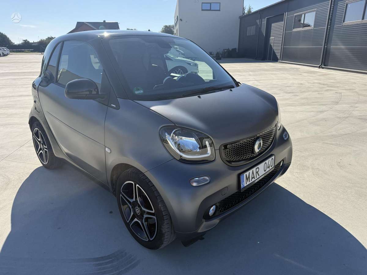 Smart Fortwo, 1.0 l., hatchback