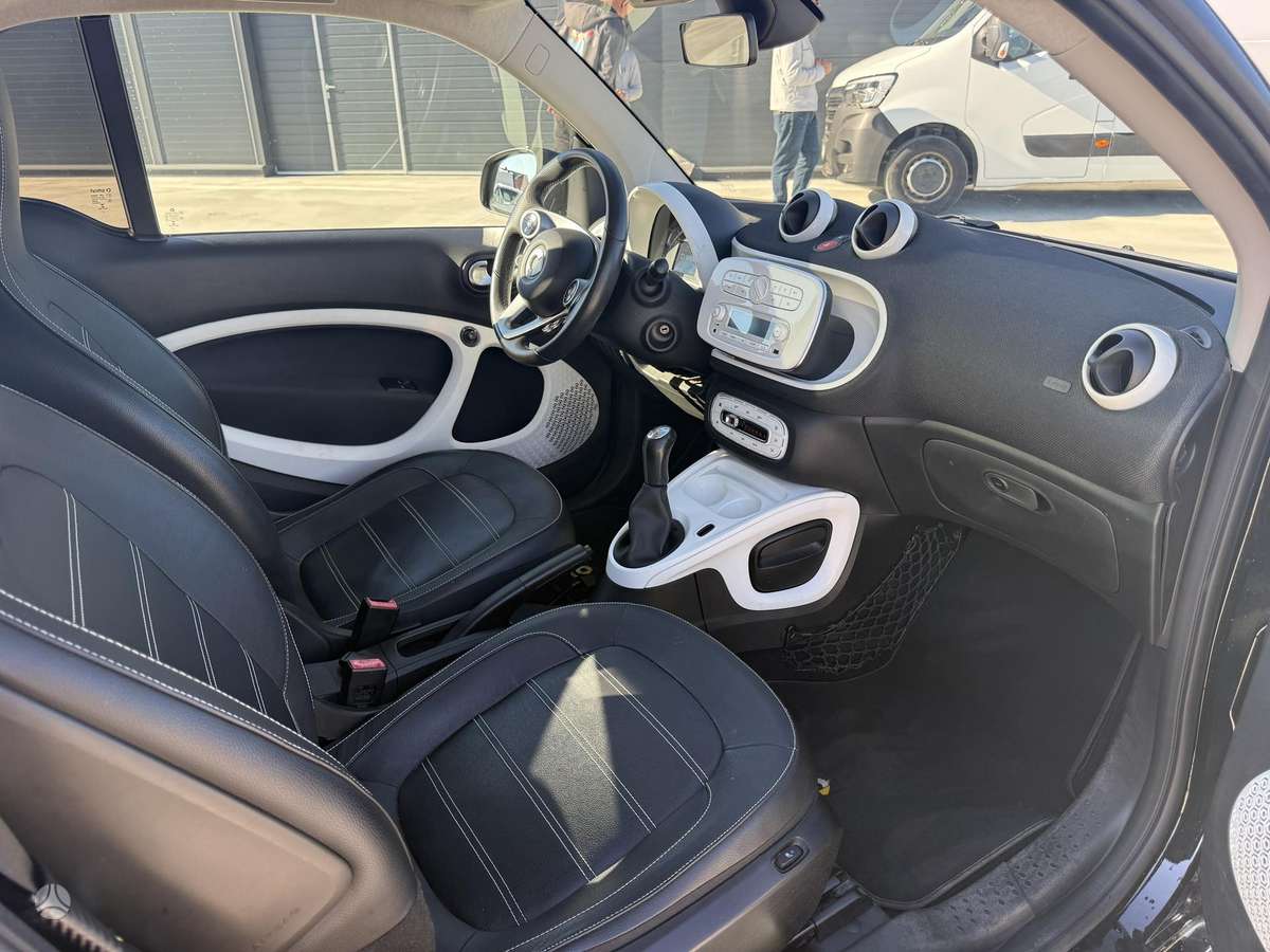 Smart Fortwo, 1.0 l., hatchback