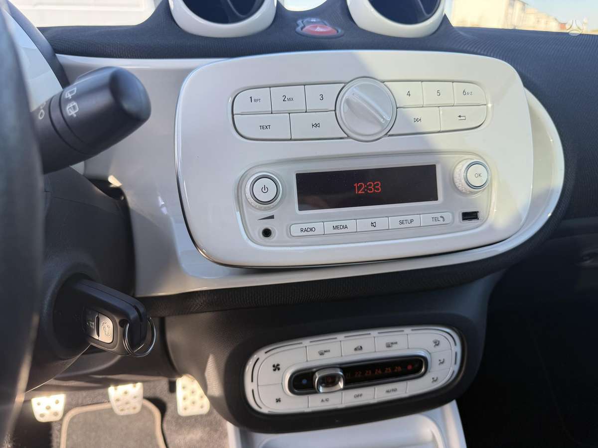 Smart Fortwo, 1.0 l., hatchback
