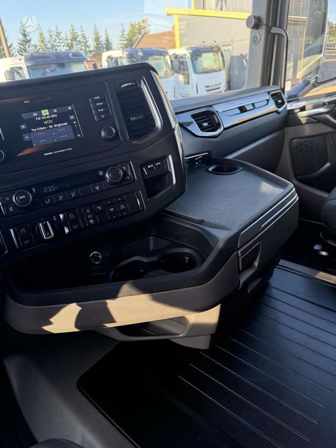 Scania R410, автовозы