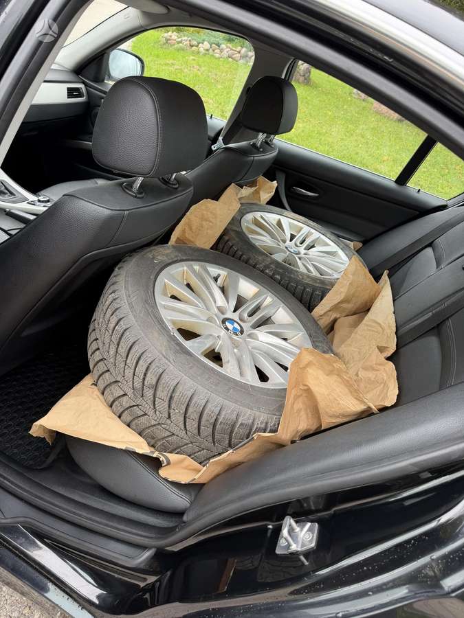 BMW 320, 2.0 l., Седан