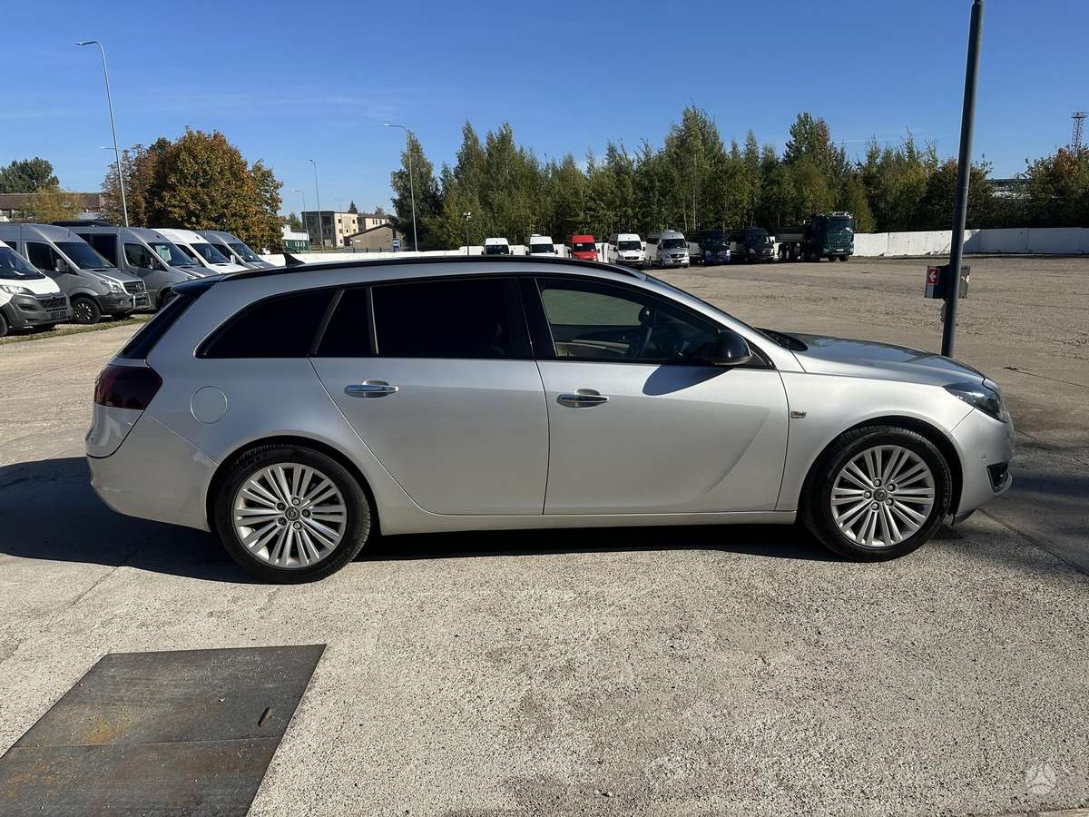 Opel Insignia, 2.0 l., wagon