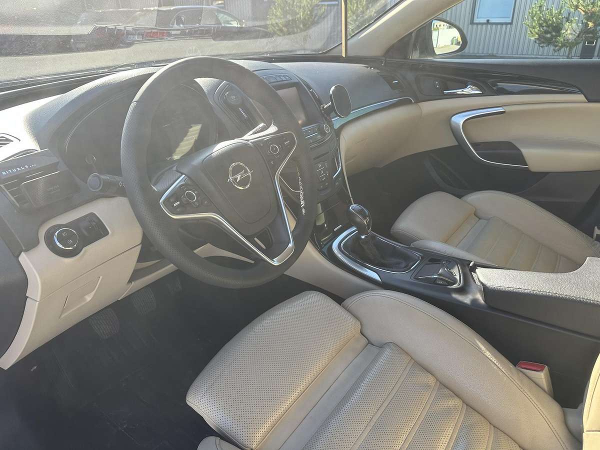Opel Insignia, 2.0 l., wagon