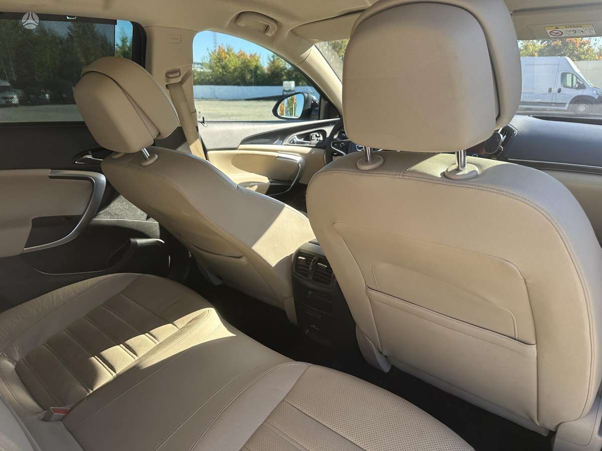 Opel Insignia, 2.0 l., wagon