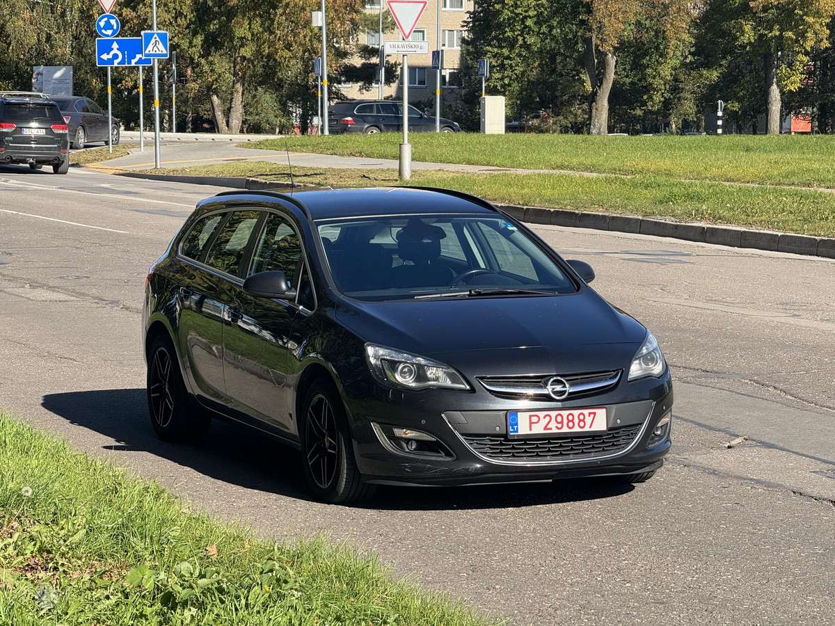 Opel Astra, 2.0 l., universalas
