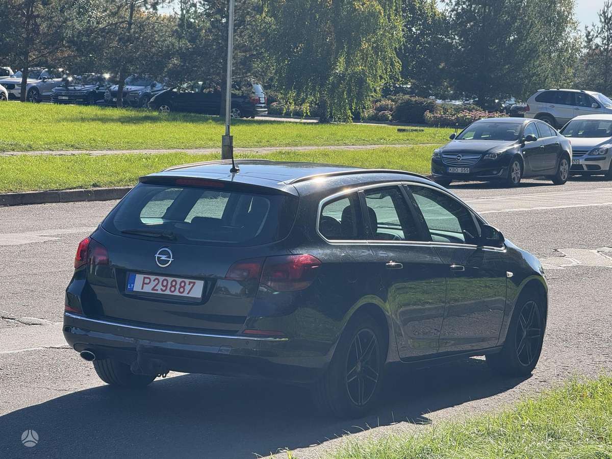Opel Astra, 2.0 l., universalas