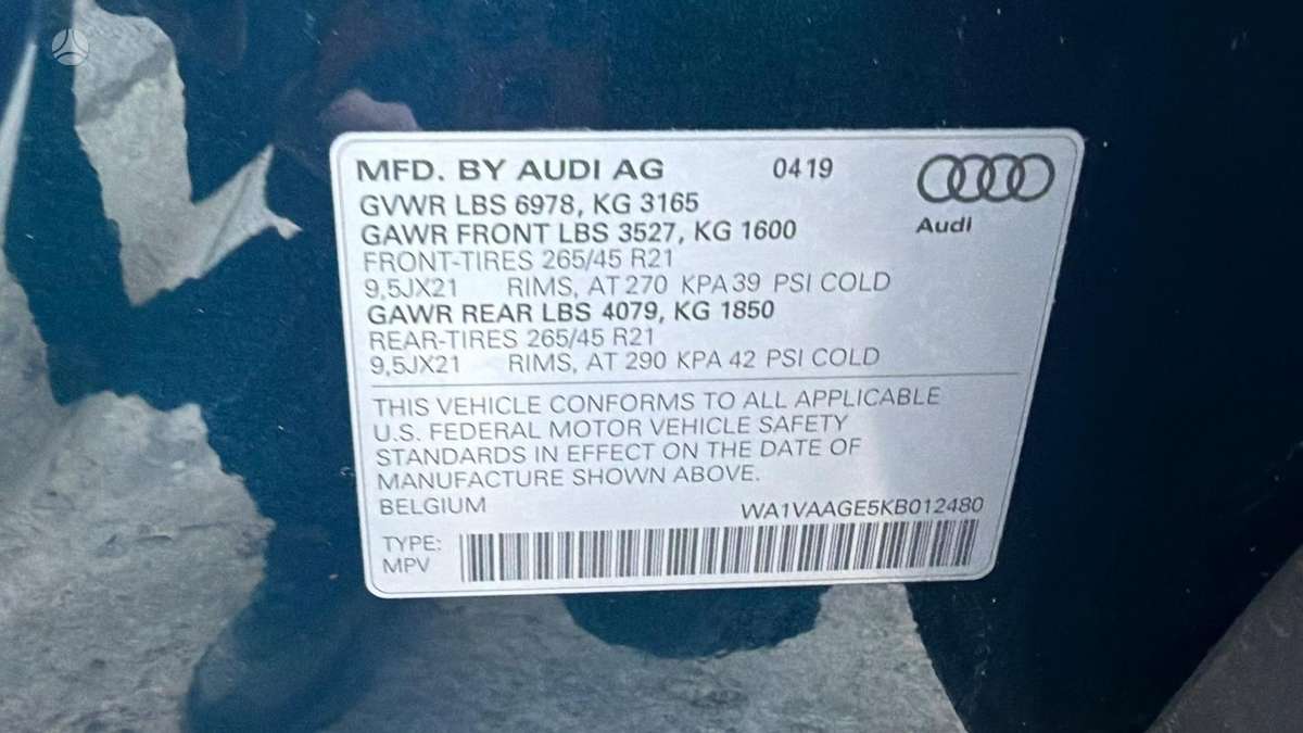 Audi e-tron, 95 kWh, off-road / crossover