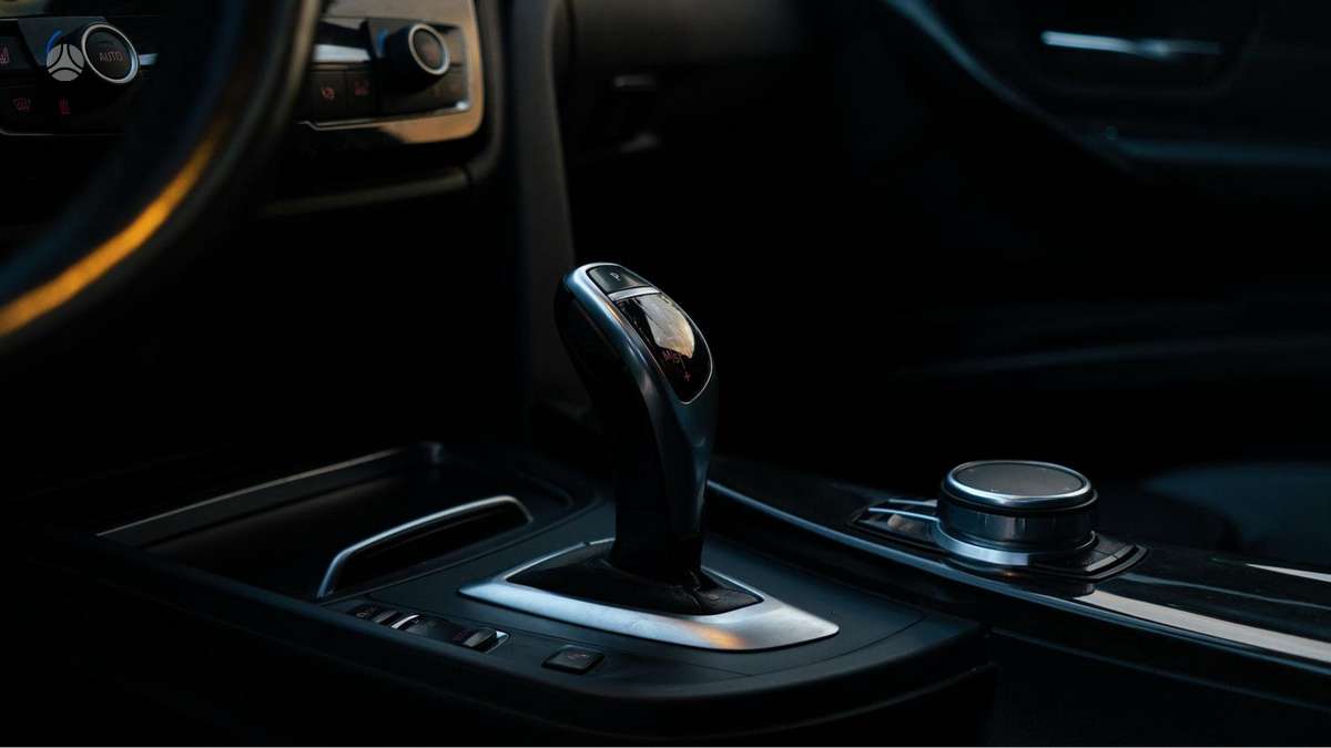 BMW 340, 3.0 l., Седан