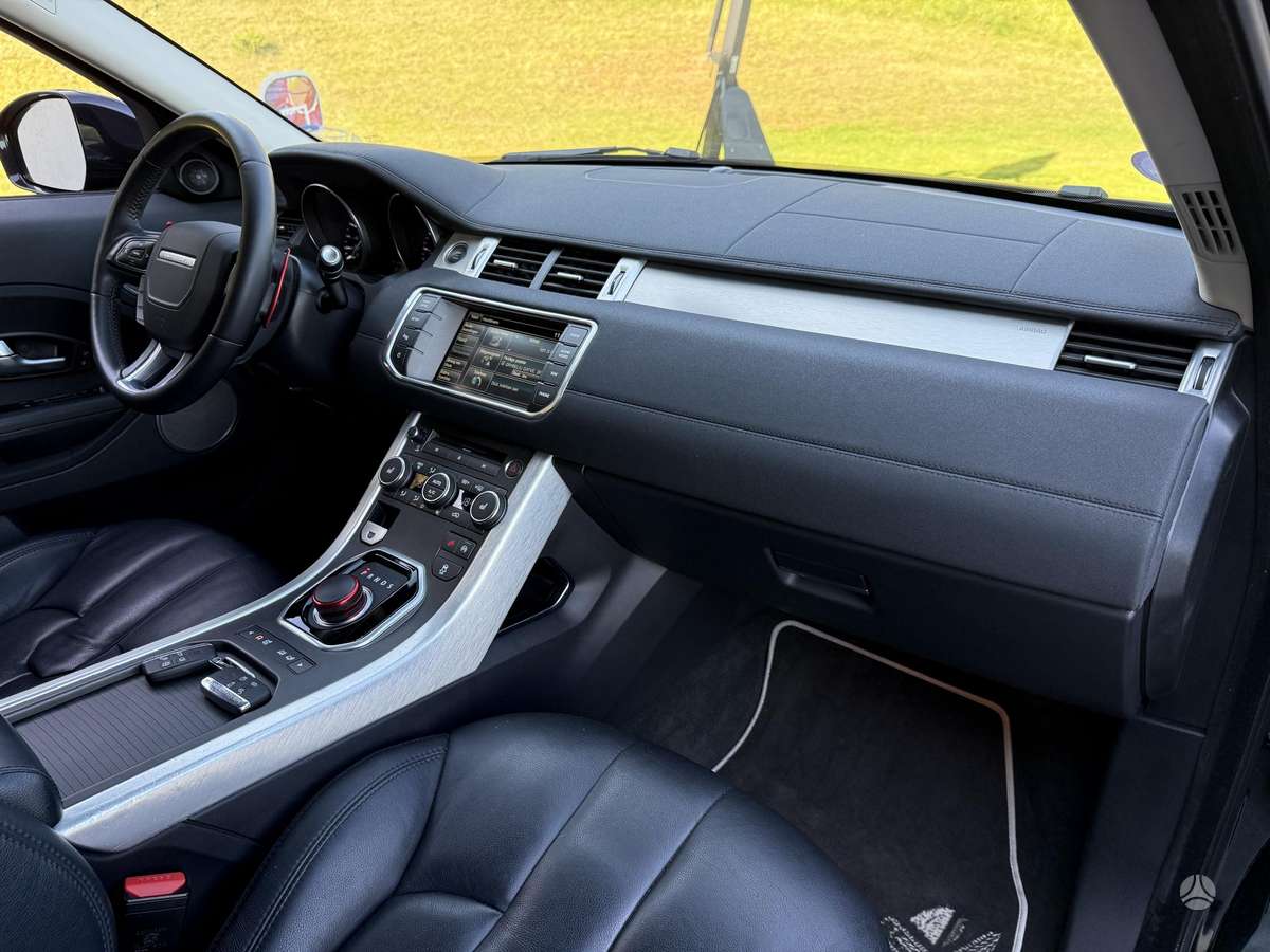 Land Rover Evoque, 2.2 l., off-road / crossover