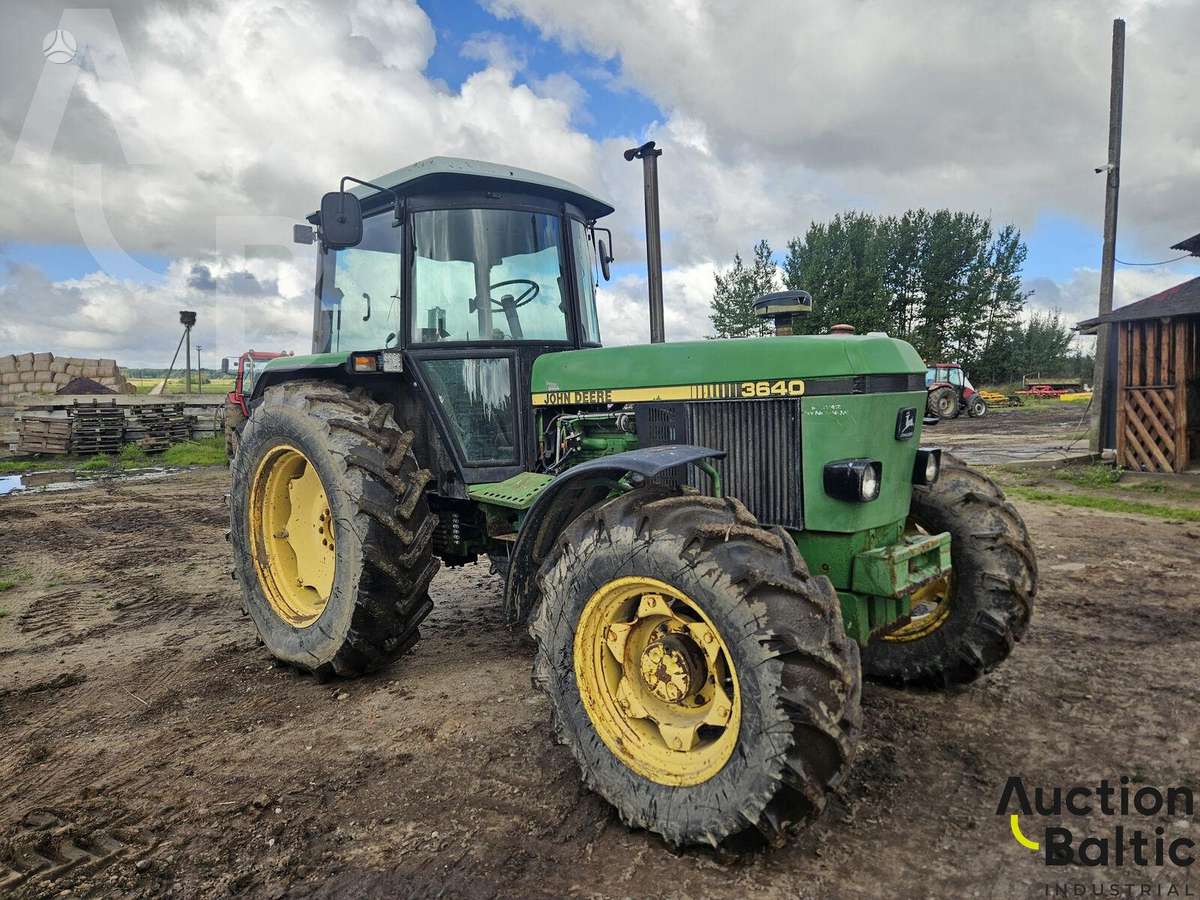 John Deere 3640, traktori