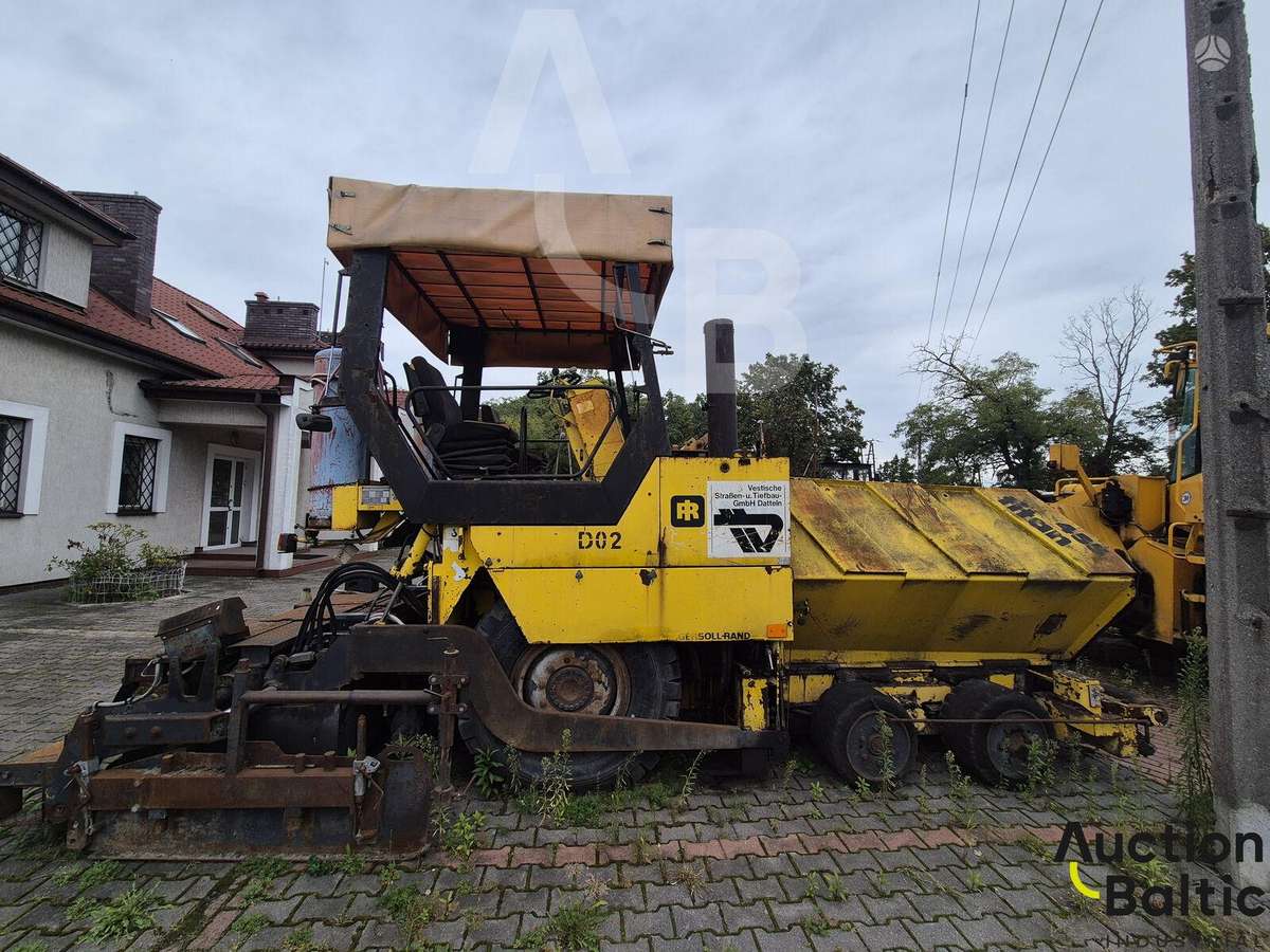 ABG Titan 455, paving machinery