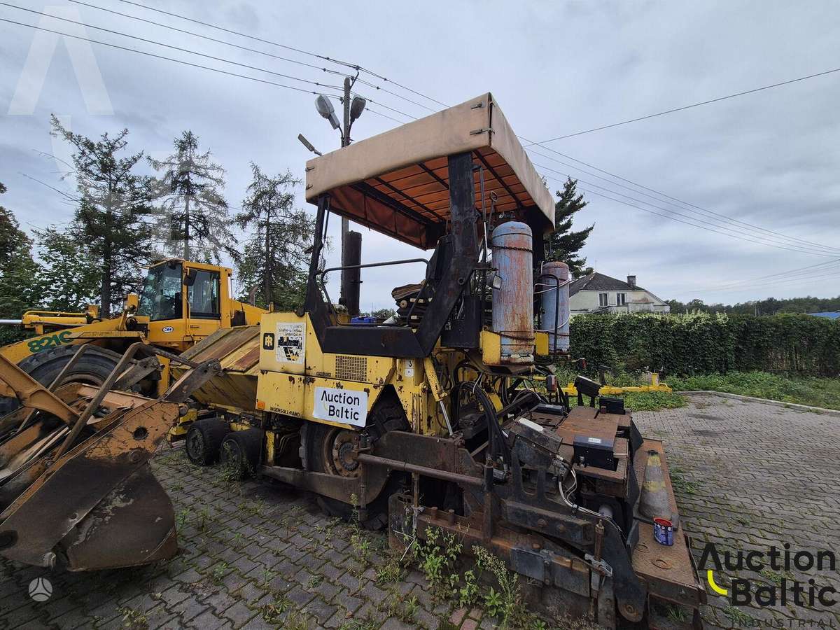 ABG Titan 455, paving machinery