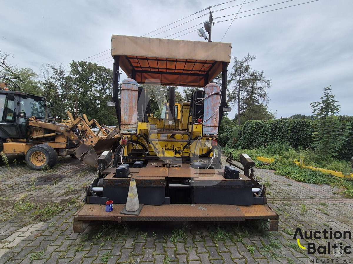 ABG Titan 455, paving machinery