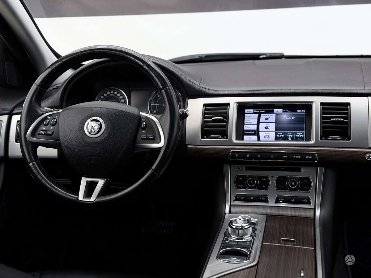 Jaguar XF, 2.2 l., Седан