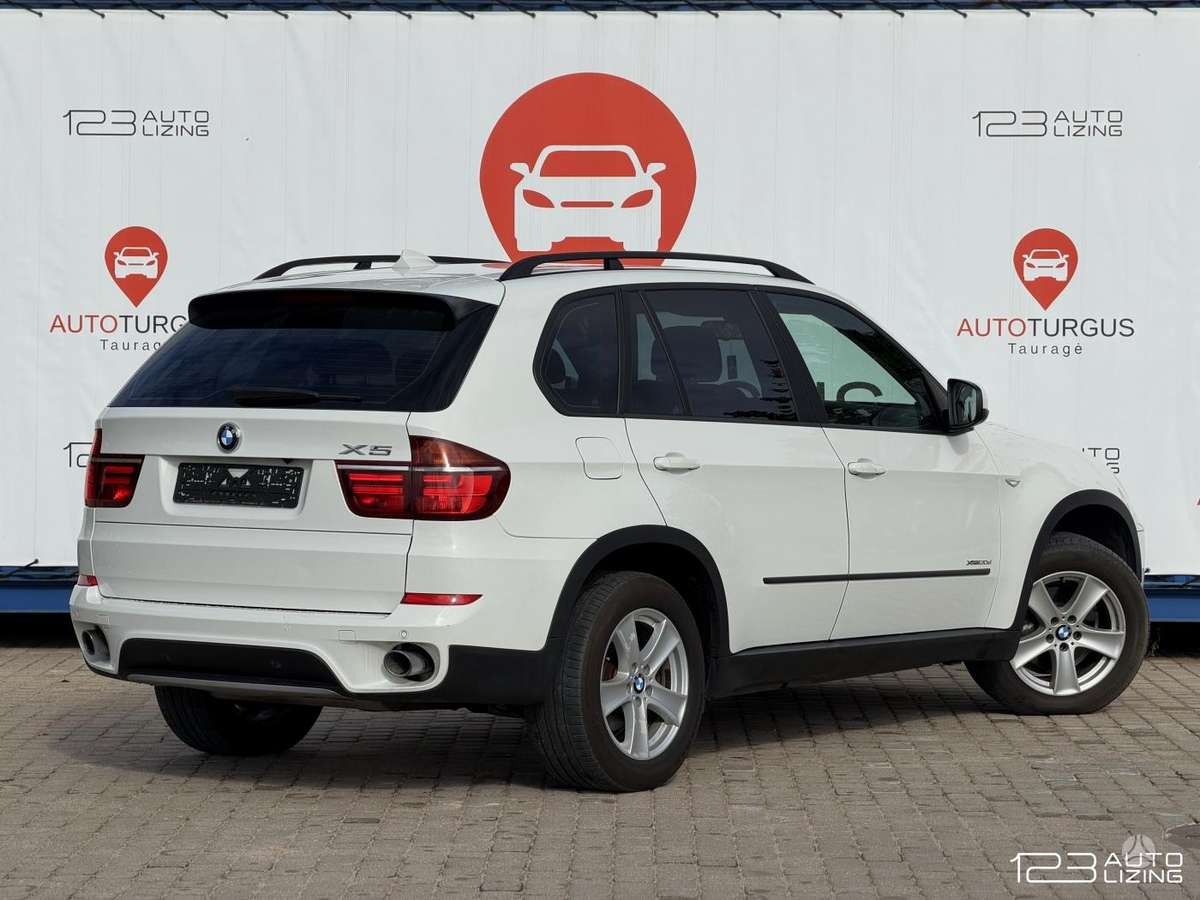 BMW X5, 3.0 l., off-road / crossover