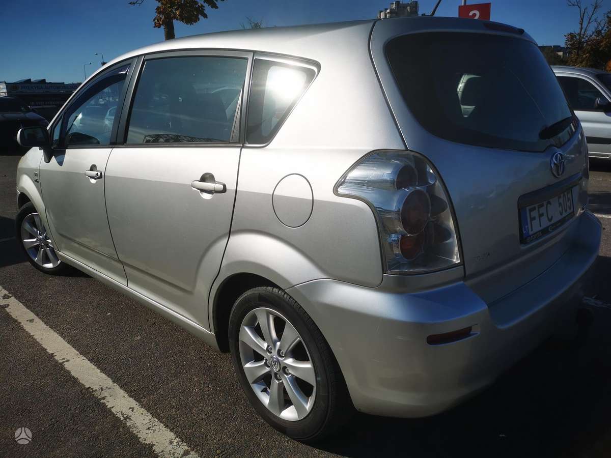Toyota Corolla Verso, 2.0 l., hatchback