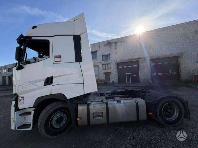 Renault T 480, double sleeper