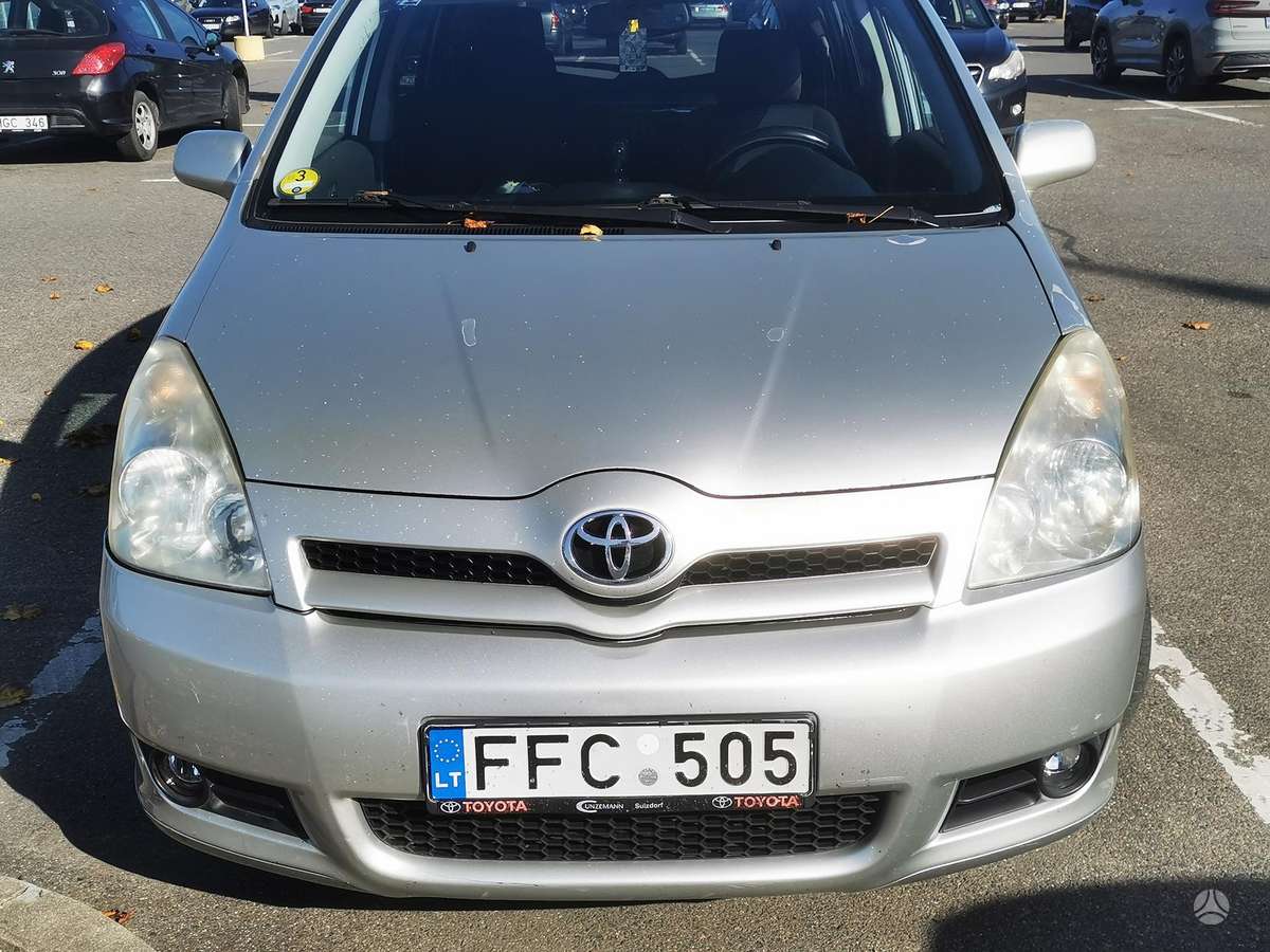 Toyota Corolla Verso, 2.0 l., hatchback