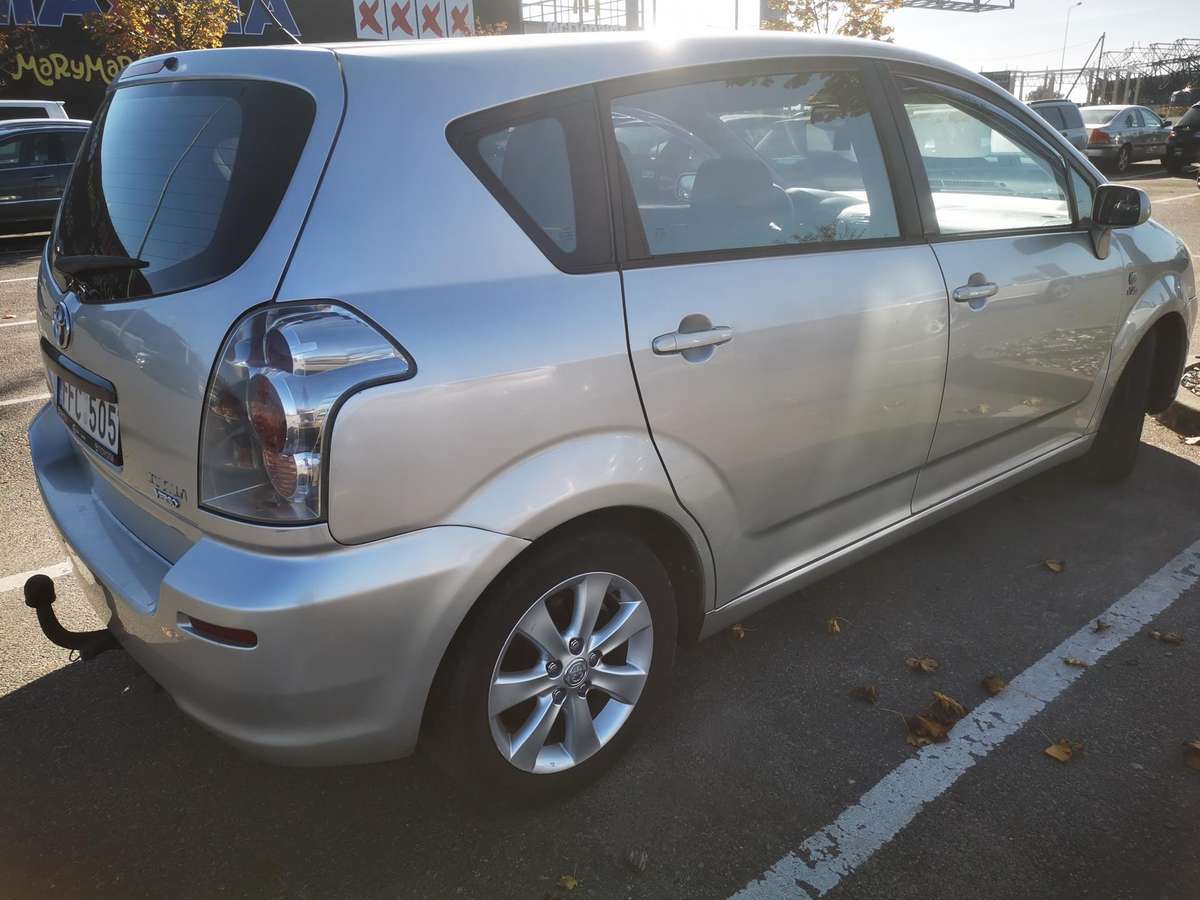 Toyota Corolla Verso, 2.0 l., hatchback