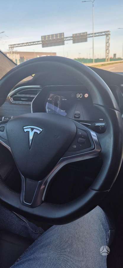 Tesla Model S, 75 kWh, hatchback