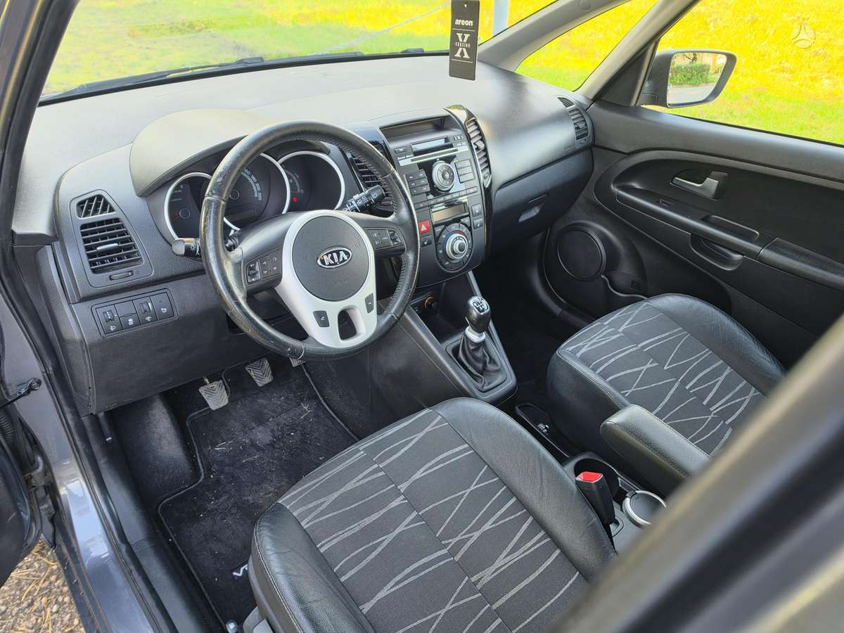 Kia Venga, 1.6 l., hatchback