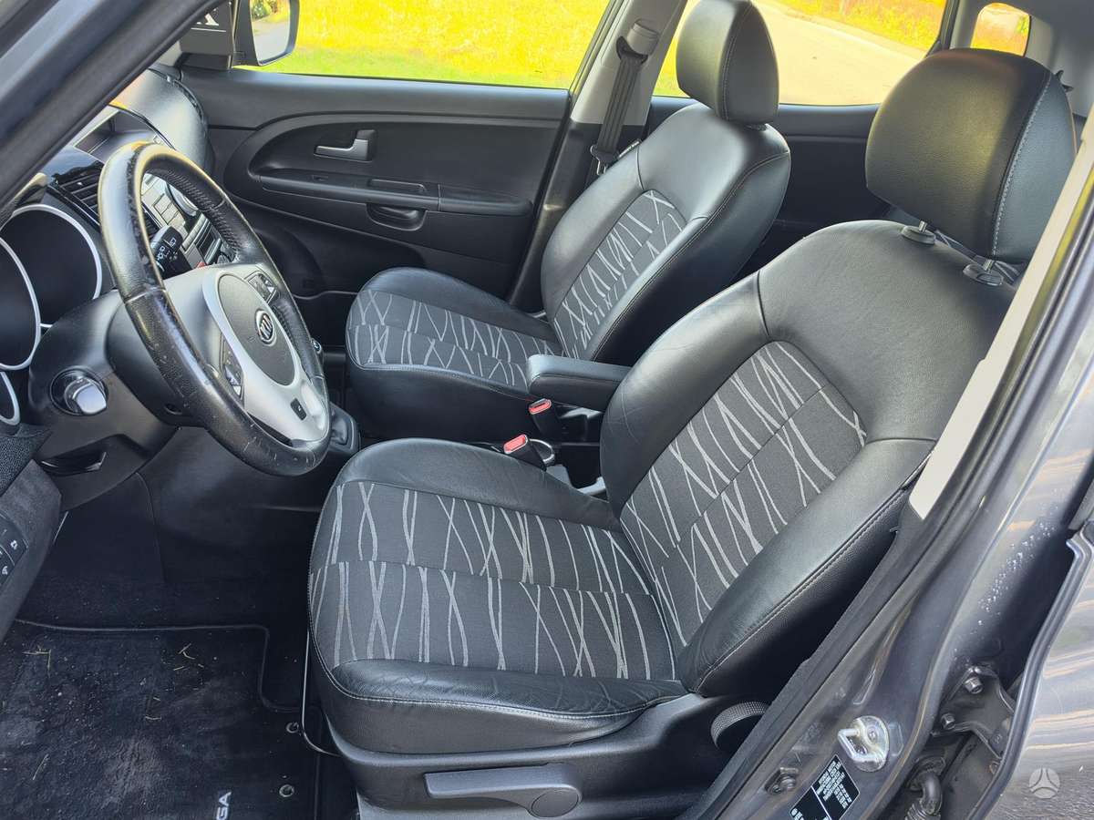 Kia Venga, 1.6 l., hatchback