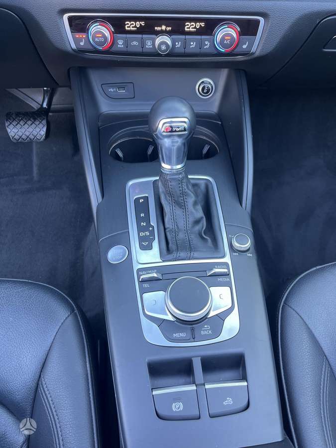 Audi A3, 2.0 l., Кабриолет
