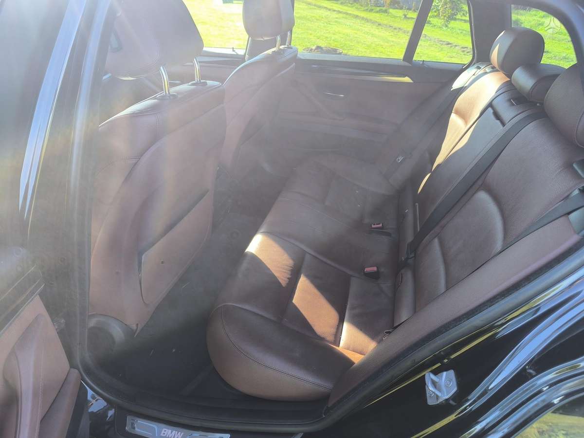 BMW 530, 3.0 l., wagon