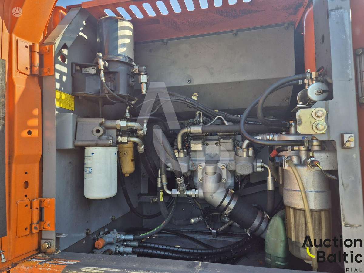 Hitachi ZX 280 LC-3, экскаваторы