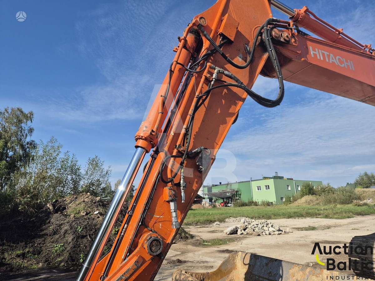 Hitachi ZX 280 LC-3, экскаваторы