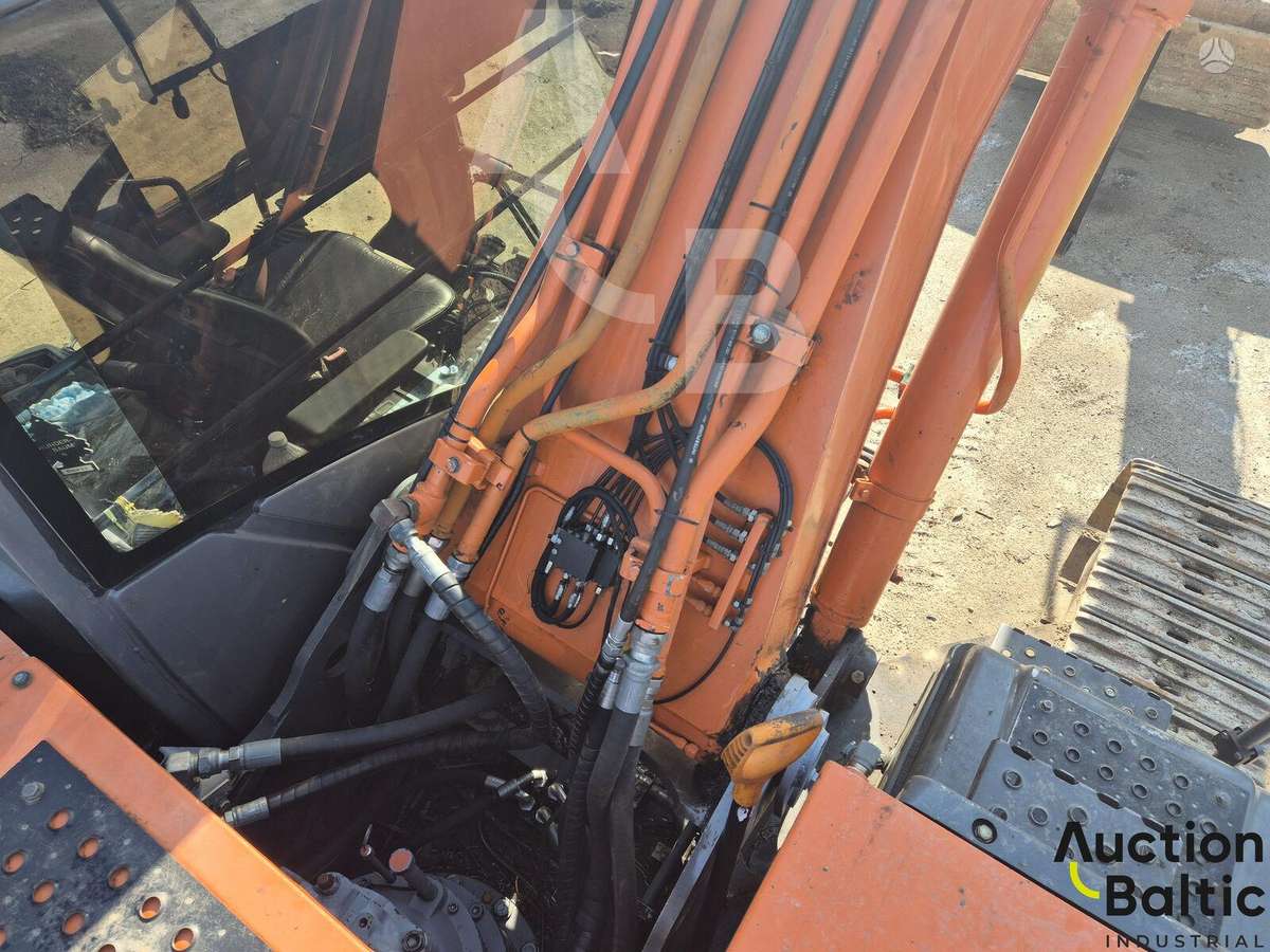 Hitachi ZX 280 LC-3, экскаваторы