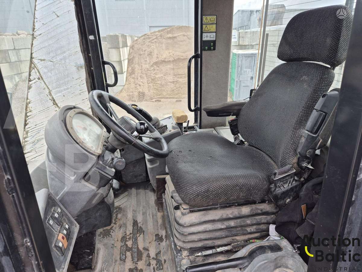 Caterpillar 930 H, frontal loader