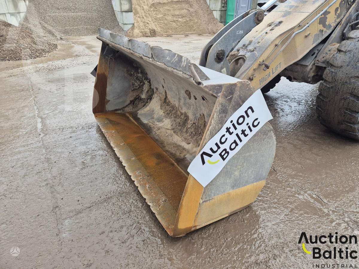 Caterpillar 930 H, frontal loader