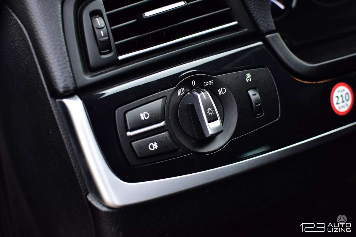 BMW 520, 2.0 l., wagon