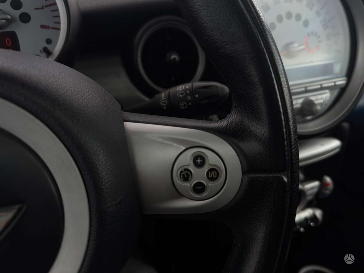 Mini Cooper JCW, 1.6 l., hatchback